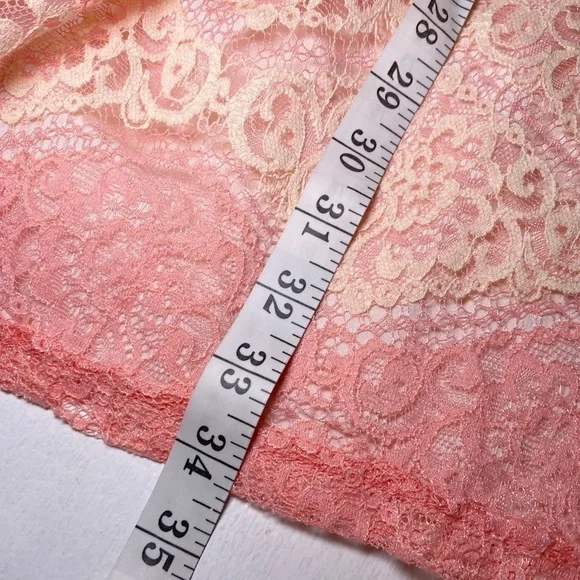 Everly Pink and Cream Lace Mini Dress NWT - Picture 13 of 14